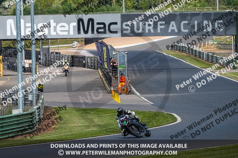 enduro digital images;event digital images;eventdigitalimages;mallory park;mallory park photographs;mallory park trackday;mallory park trackday photographs;no limits trackdays;peter wileman photography;racing digital images;trackday digital images;trackday photos